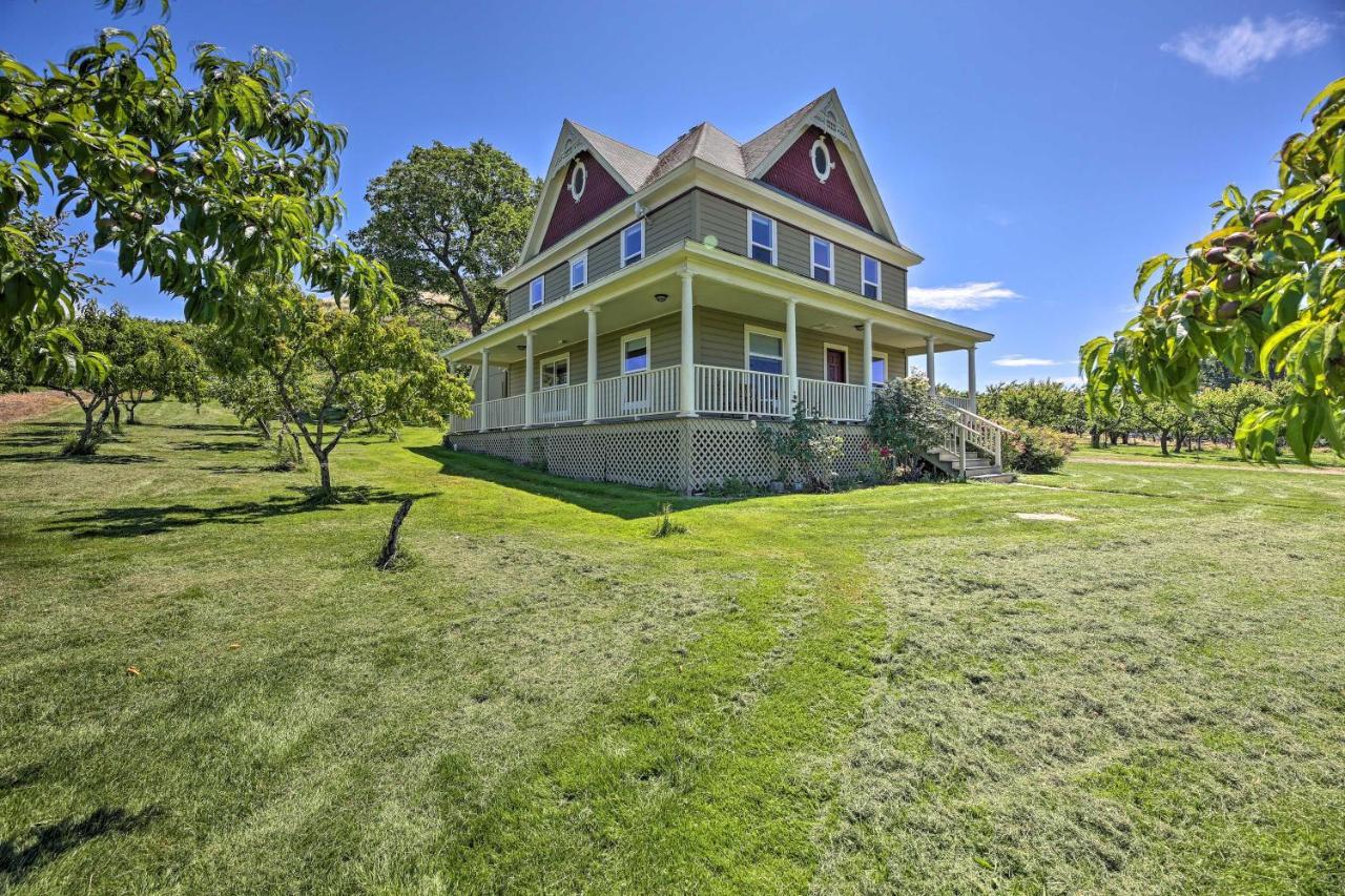 Storybook Glade Historical Homestead With Views! Hood River Luaran gambar